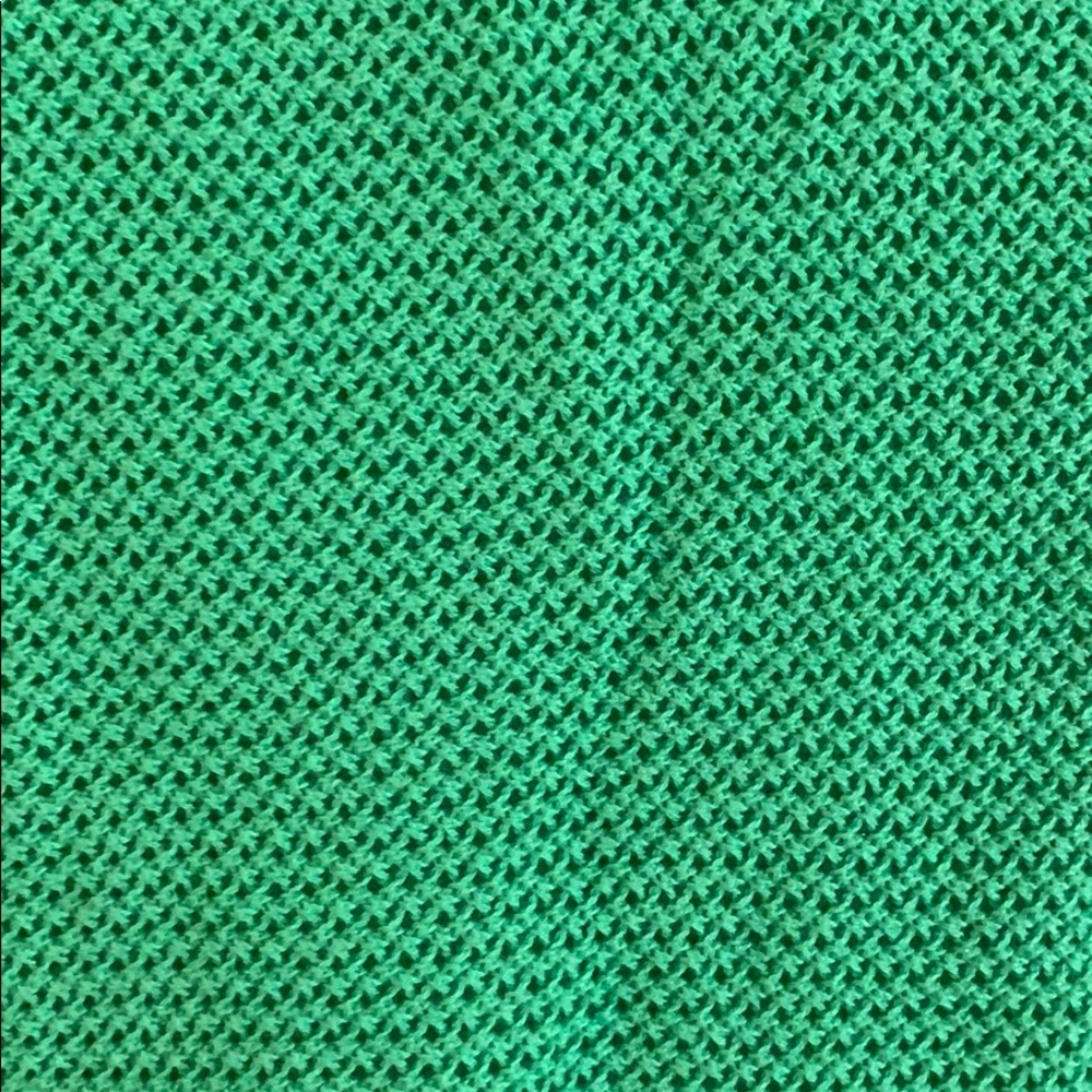 Lightweight, cropped sleeved Eddie Bauer Shirt - Picture 4 of 5